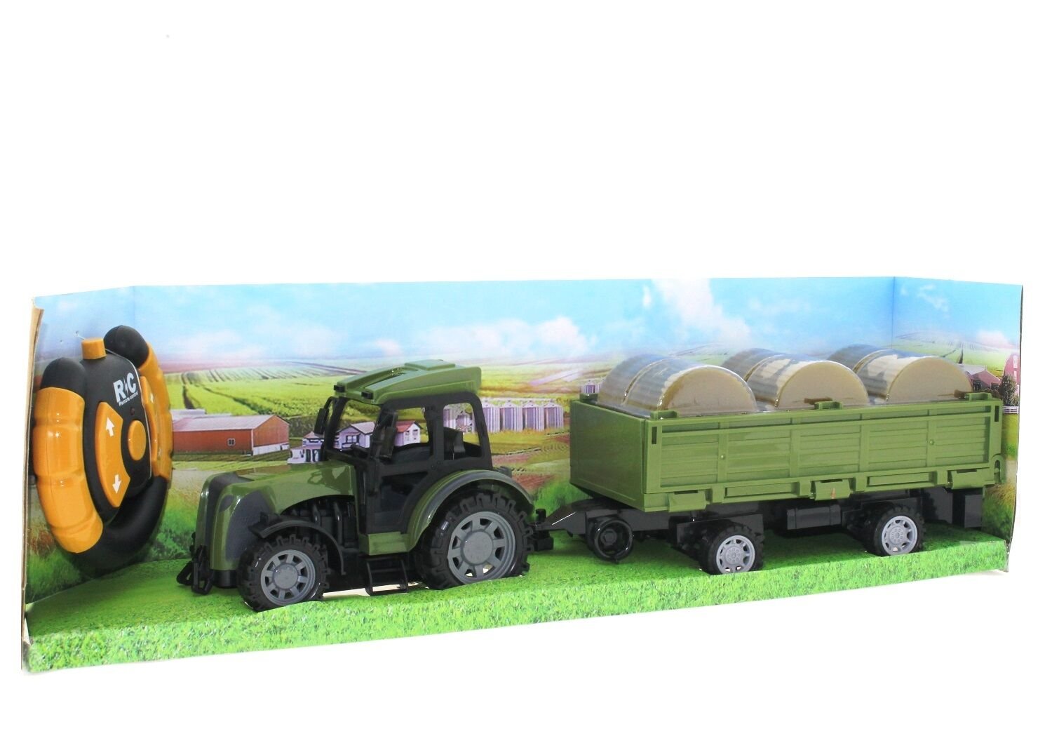 Uzaktan Kumandalı Saman Balyası Taşıyan Romörklü Traktör